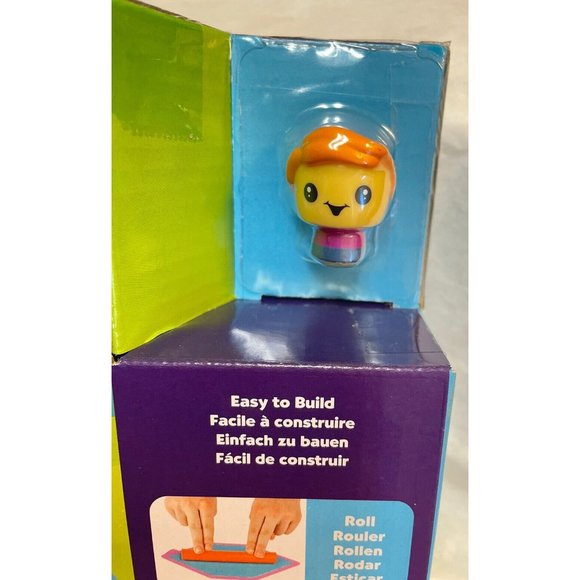 Builder Camping Kit, Includes 8 Cans of Compound PLAY-DOH - Picture 7 of 8